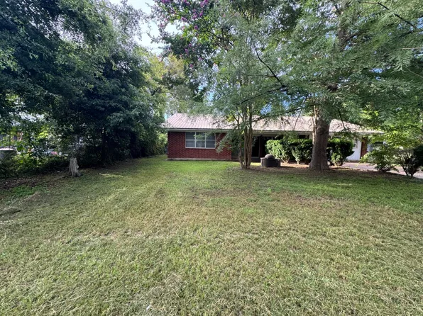 152 Pinebrook St, Zwolle, LA 71486