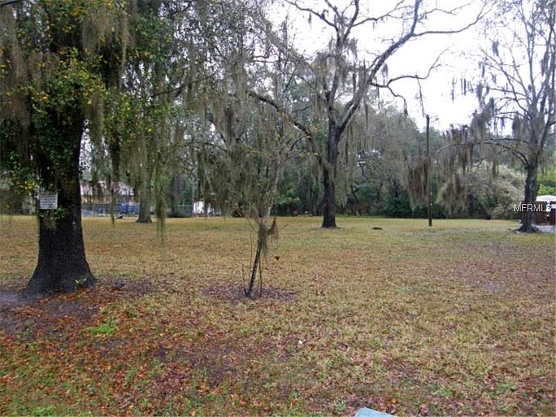 1st image of 209 W 122nd Ave