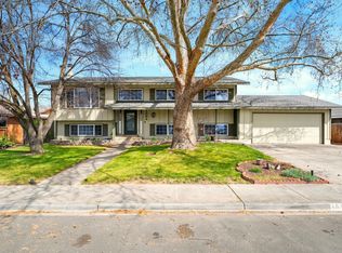 1584 Cimarron Ave, Richland, WA 99352