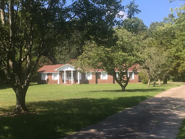 38 Shadinger Rd, Carrollton, GA 30116