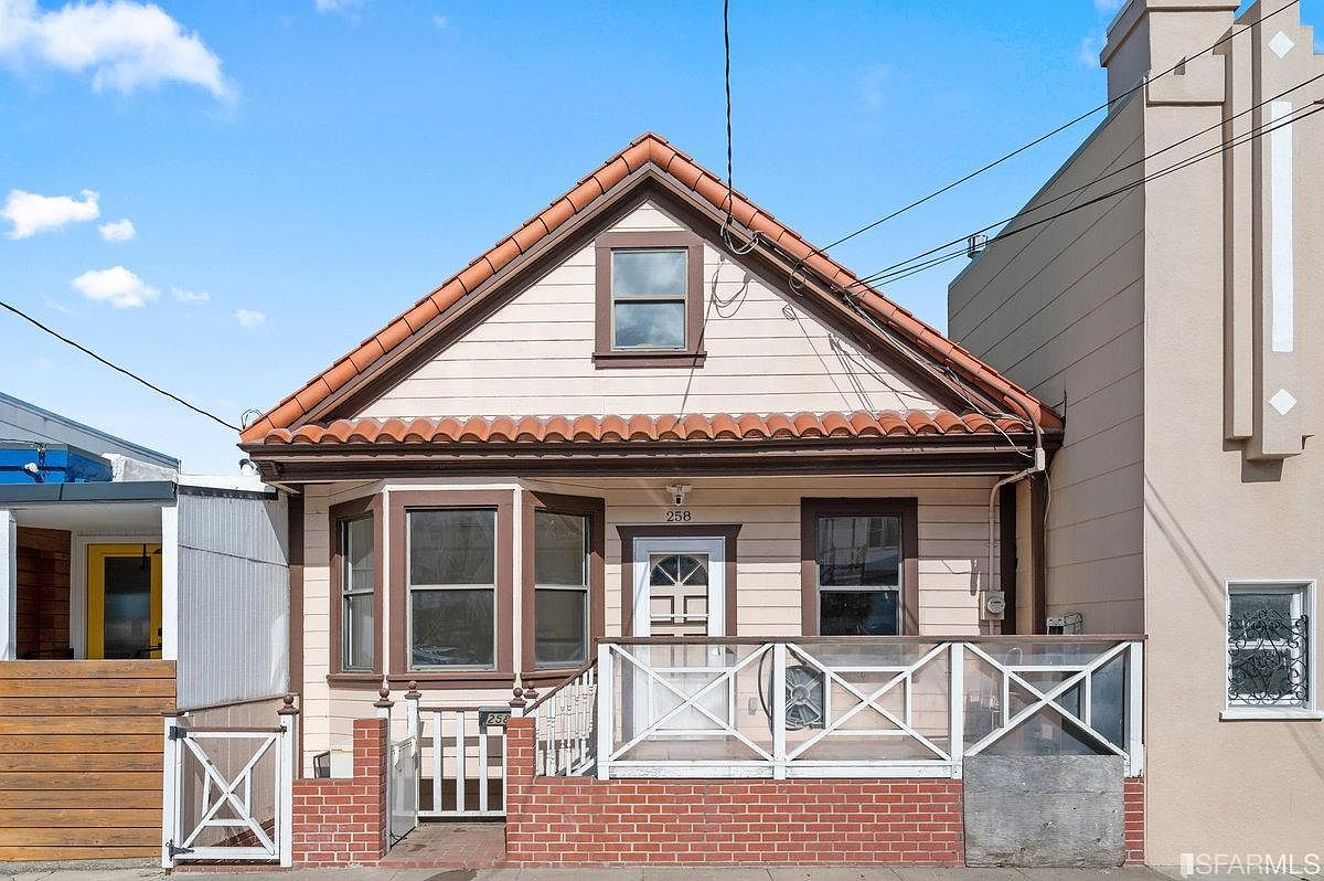 258 Vienna St, San Francisco, CA 94112 | Zillow