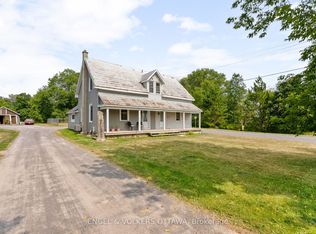 3698 Carp Rd, Ottawa, ON K0A1L0