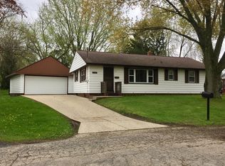 305 Front St, Watertown, WI 53094