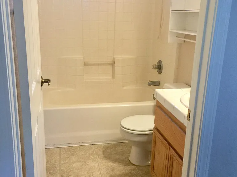 Eleanor Ct — Photo 10