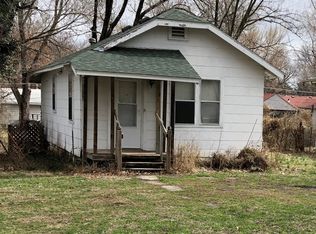 1918 SE Hudson Blvd, Topeka, KS 66607