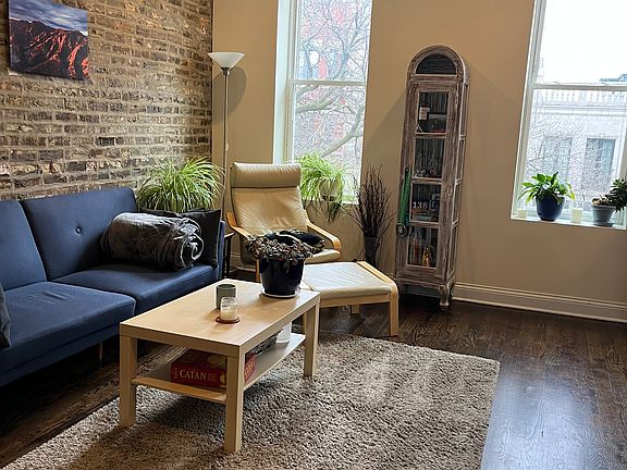 5th image of 1634 N Paulina St APT 3F