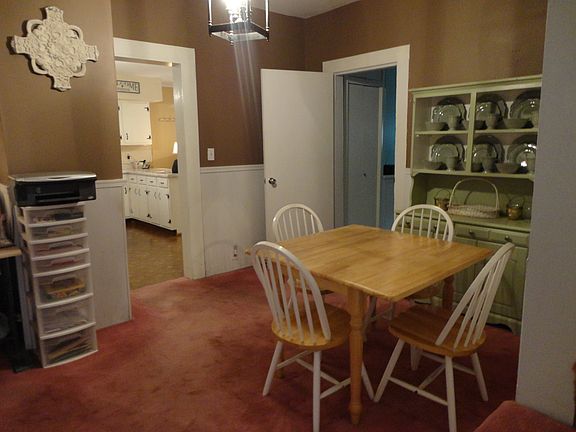 3rd image of 421 N Charles St