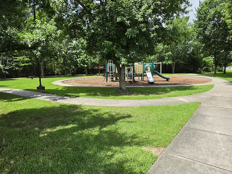 6411 Hunters Way Ln — Photo 18