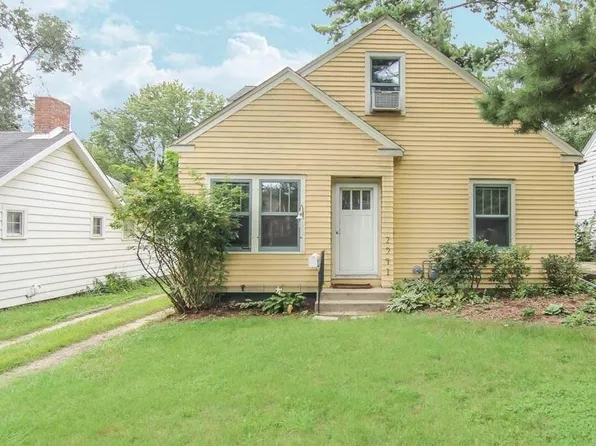 2941 Stevens St, Madison, WI 53705