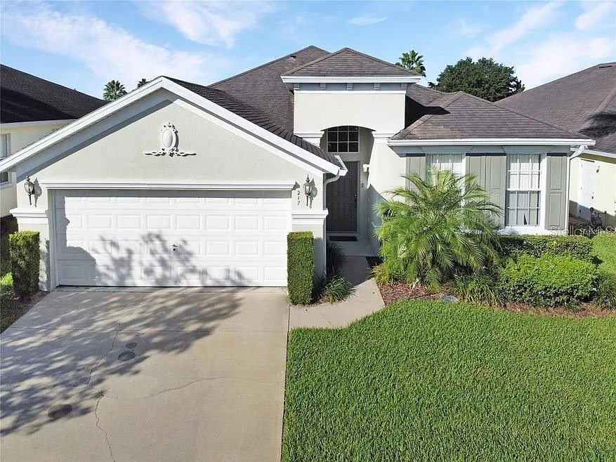 217 Montara Dr