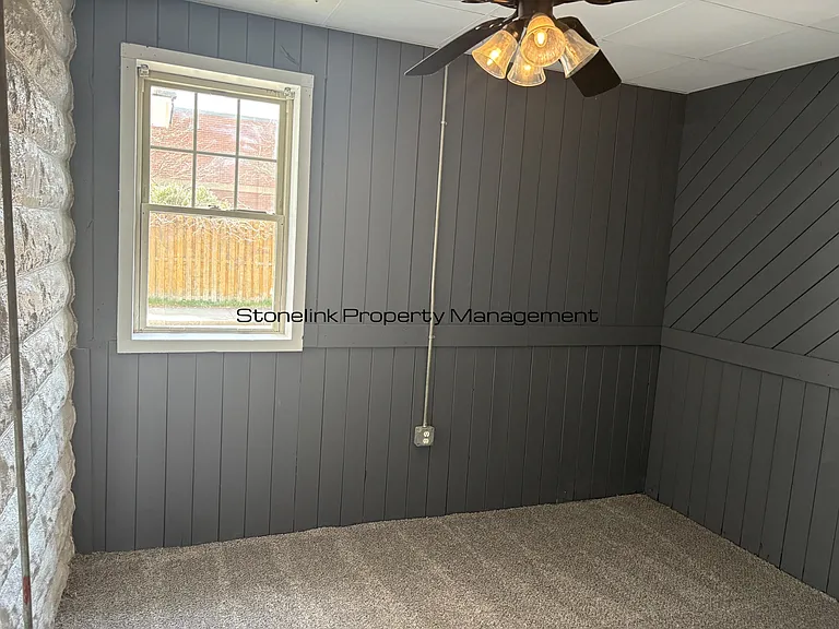 21 Kenyon Ave — Photo 9