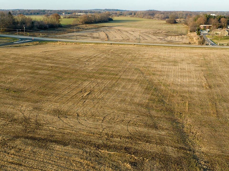 1st image of 28600 BLUE CRANE COURT