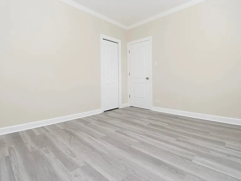 647 W Roscoe St #648-2S — Photo 11