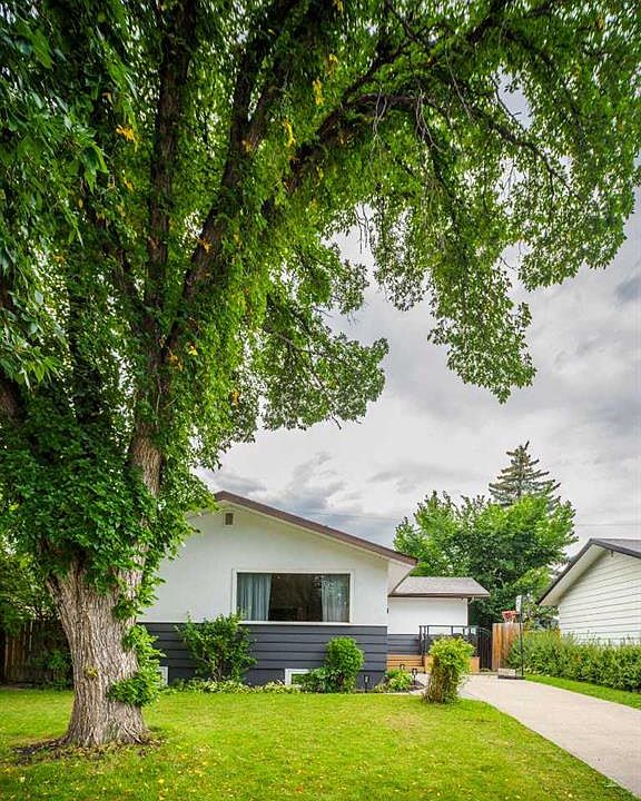 1st image of 15 E Hamlet Rd SW