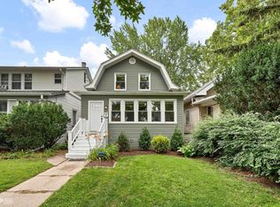 5255 W Dakin St, Chicago, IL 60641