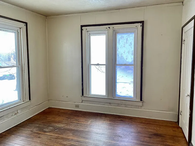 409 Nold Ave #3 — Photo 3