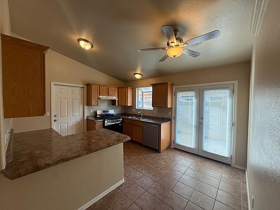 4th image of 2485 Armour Ave APT 1