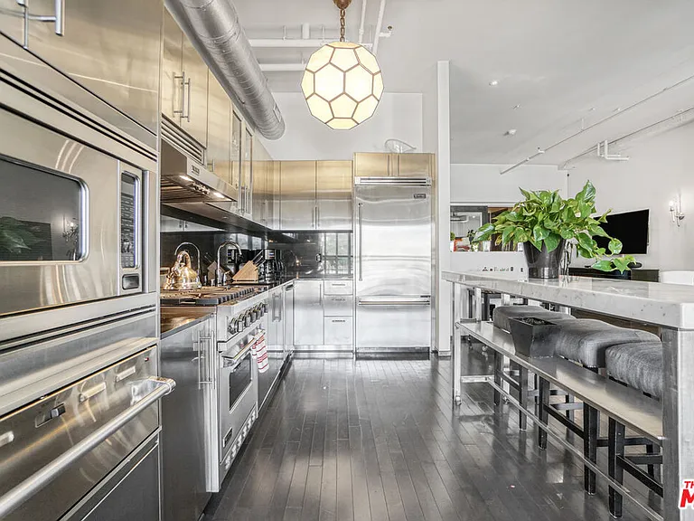 1645 Vine St #1007 — Photo 10