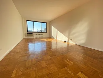 Rented by Olnick Organization