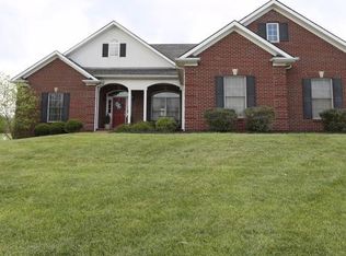 1061 Scenic Gdn, Lawrenceburg, KY 40342