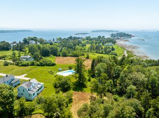 16 S Colony Br, Harpswell, ME 04079