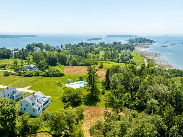 16 S Colony Branch Road, Harpswell, ME 04079