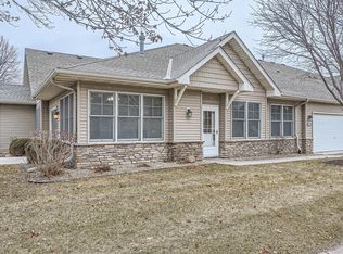396 36th St W #20, Hastings, MN 55033
