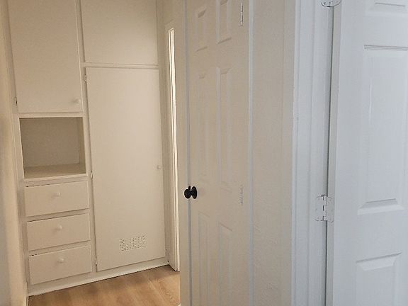 4th image of 3581 Chicago Ave APT E