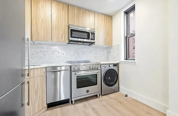 Rented by REAL New York | media 2