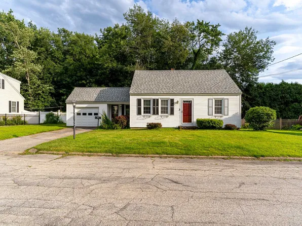 3 Wedgewood Road, Dover, NH 03820