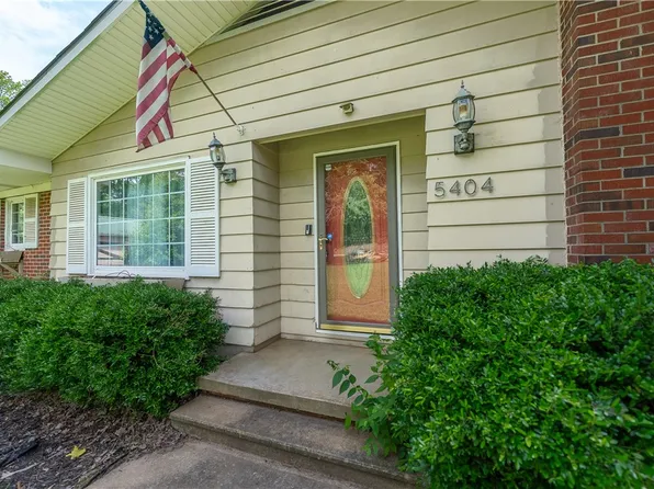 5404 17th Ave, Valley, AL 36854