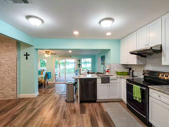 Ketchen and dinning room