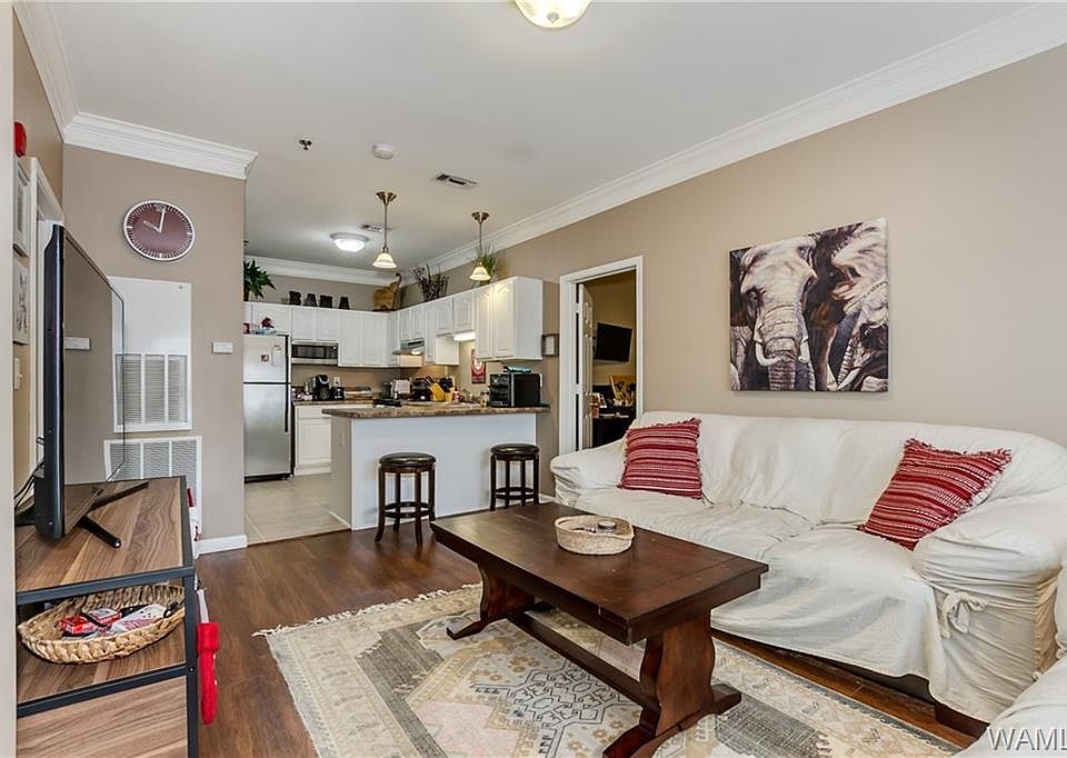 1st image of 303 Helen Keller Blvd APT D143