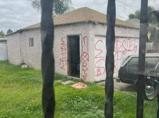 2009 N Pannes Ave, Compton, CA 90221