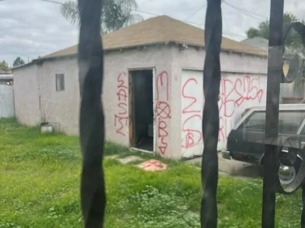 2009 N Pannes Ave, Compton, CA 90221