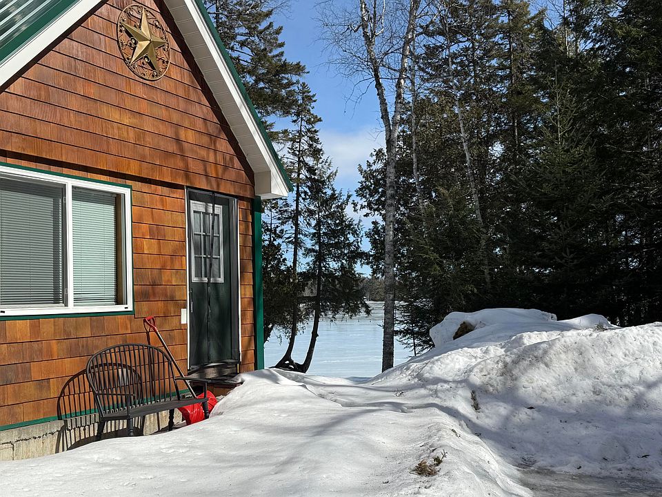 2nd image of 26 Beech Ridge Drive