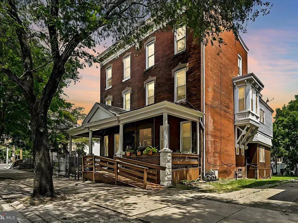 906 Dekalb St, Norristown, PA 19401