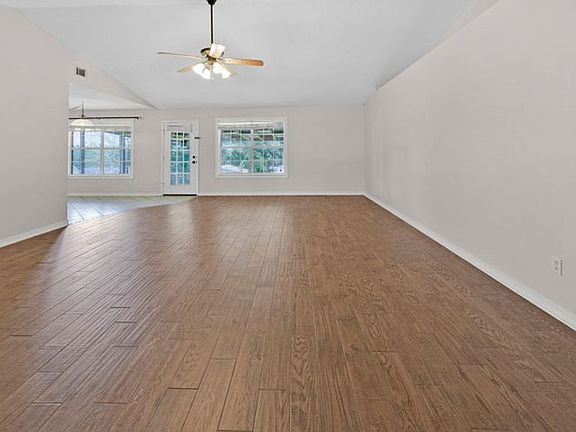 5th image of 5132 Whitehurst Ln