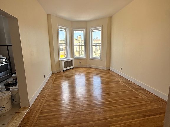 2nd image of 6137 Gates Ave #2B