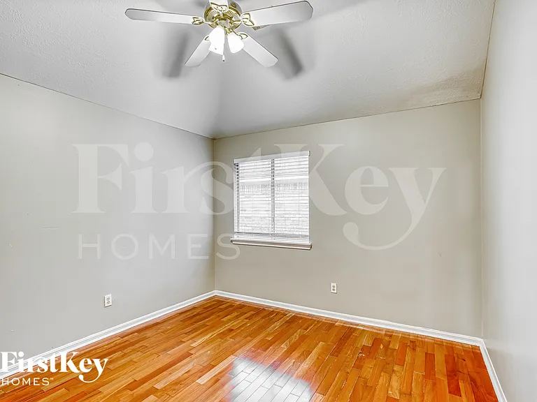 12831 Pheasant Lake Ct — Photo 14