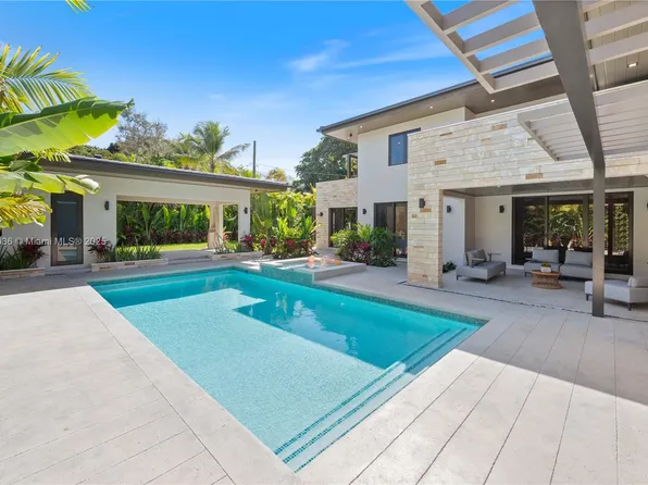 3809 Anderson Rd, Coral Gables, FL 33134