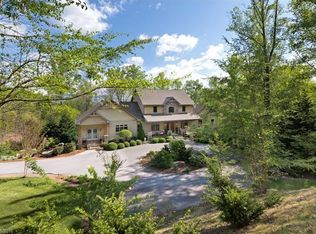 46 Hickory Nut Cove Rd, Fairview, NC 28730