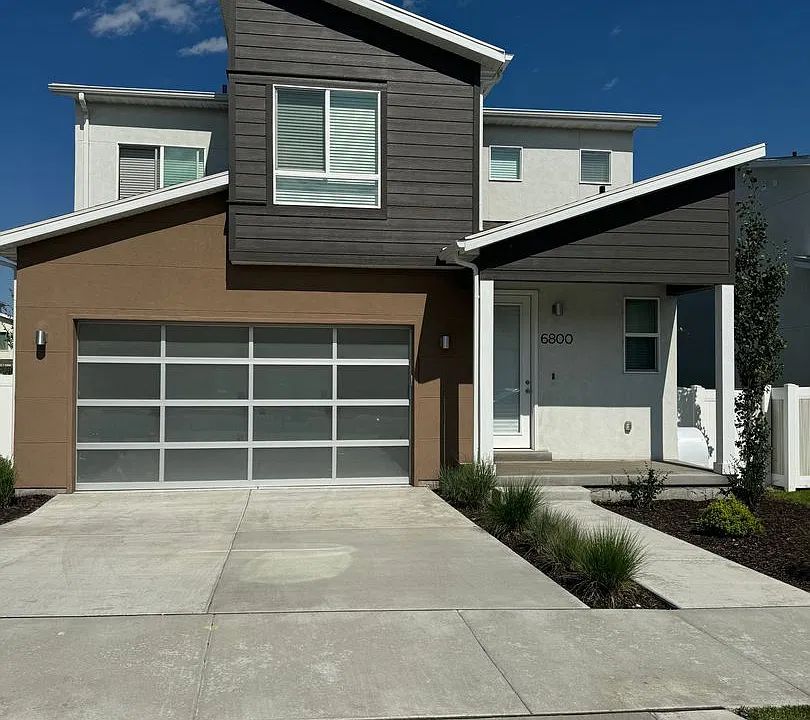 6800 Serviceberry Dr