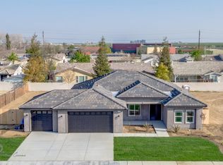 526 Drake Dr, Shafter, CA 93263