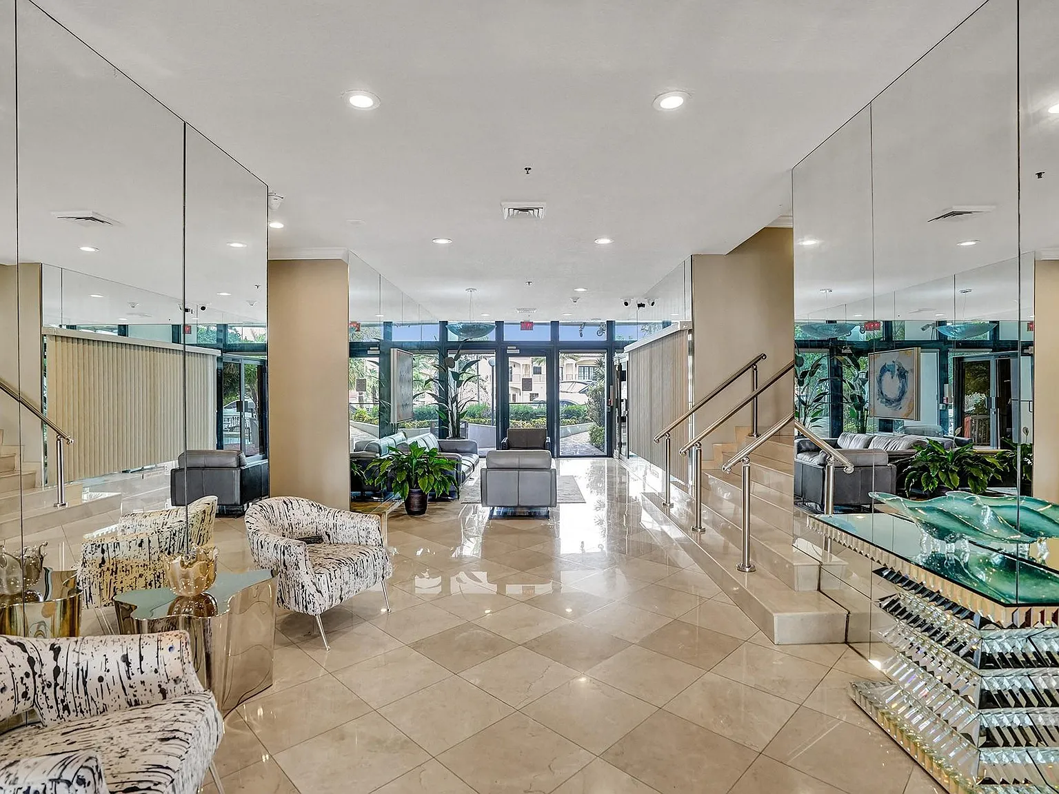 1361 S Ocean Blvd — Photo 2