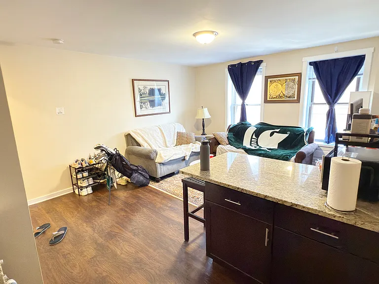 1501 W Fullerton Ave #3R — Photo 7