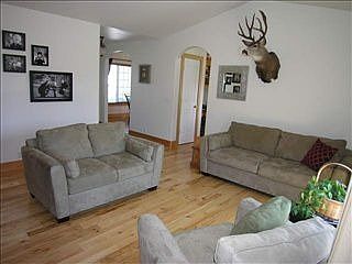 4th image of 3565 Southpointe Dr