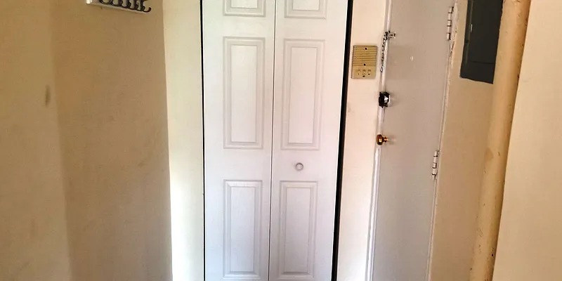 Rented by Virtual Real Estate | media 13