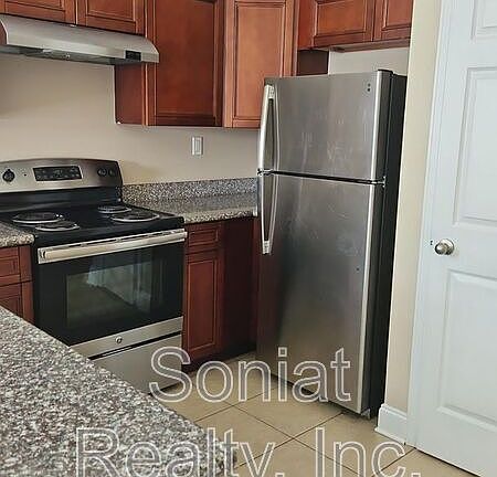 3rd image of 4115 Hollygrove St