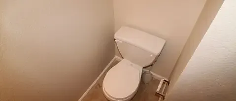 7425 Oxford Cir — Photo 27